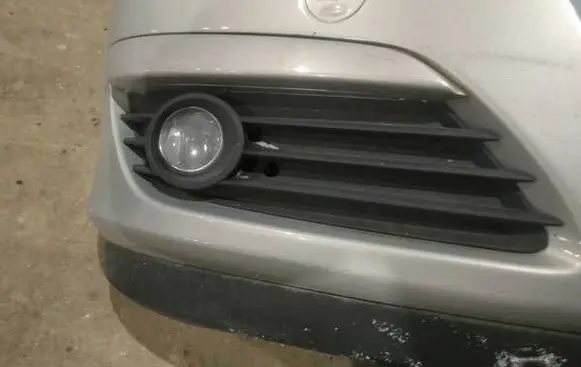 Opel Astra H Front bumper lower grill 