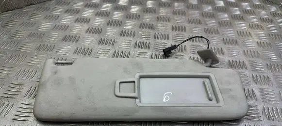 Sun visor