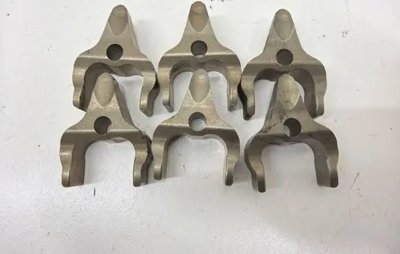 BMW 5 F10 F11 Fuel Injector clamp holder 