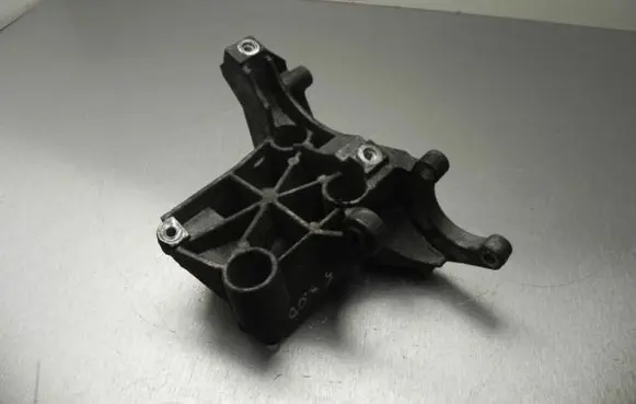 Audi A5 8T 8F Engine mounting bracket 059145169AC VD9745