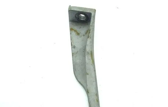 BMW 5 G30 G31 G38 Front splash guards bracket 6860104
