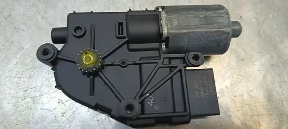 Audi Q7 4L Sunroof motor/actuator 4L0959591