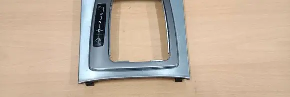 Mercedes-Benz C W204 Gear shifter surround trim plastic A2042670288