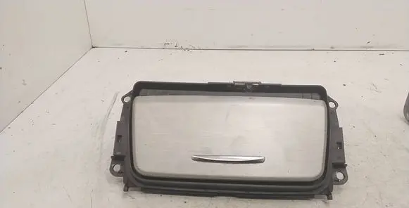BMW 3 E90 E91 Ashtray (front) 7078571 7129555