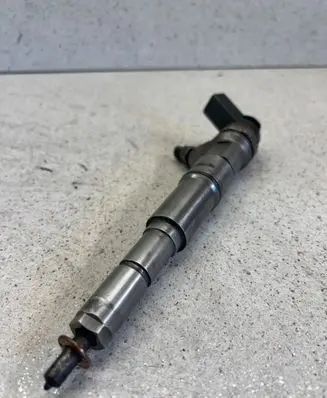 Fuel injector