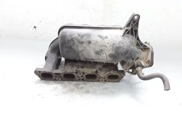 Toyota RAV 4 (XA20) Intake manifold NOCODE