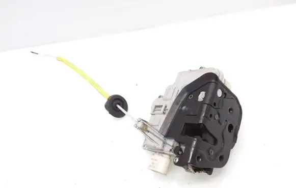 Audi A3 S3 8P Front door lock 4F2837016