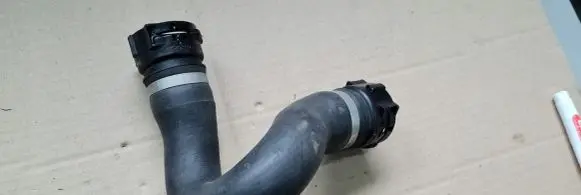 Audi A6 S6 C7 4G Engine coolant pipe/hose 4G0122101
