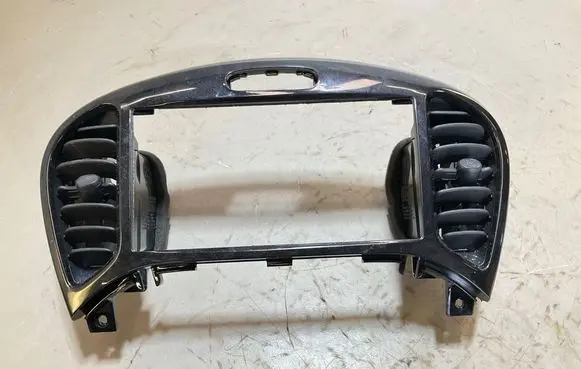 Nissan Juke I F15 Dash center air vent grill 68260BX80A