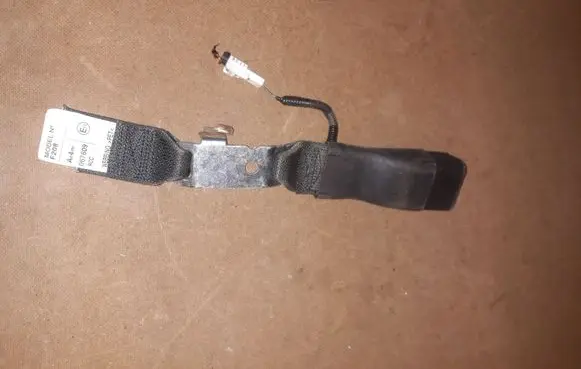 Toyota Corolla E160 E170 Rear seatbelt buckle 7347002390