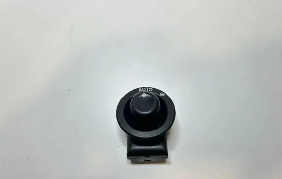 Land Rover Range Rover Sport L320 Steering wheel adjustment switch XPB500180