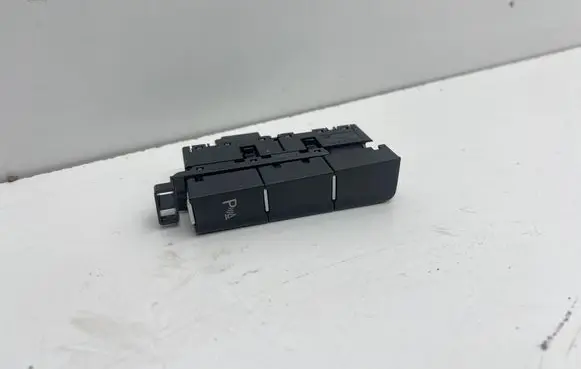 Volkswagen Golf VII Parking (PDC) sensor switch 5G1927238E 10097405