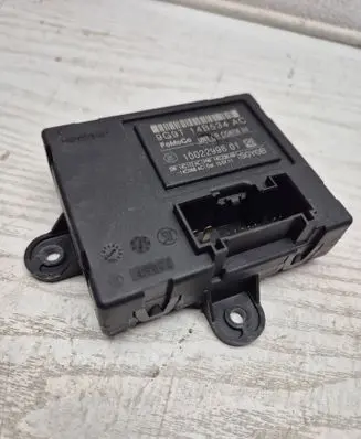 Volvo XC60 Door control unit/module 9G9T14B534AC 1002299801