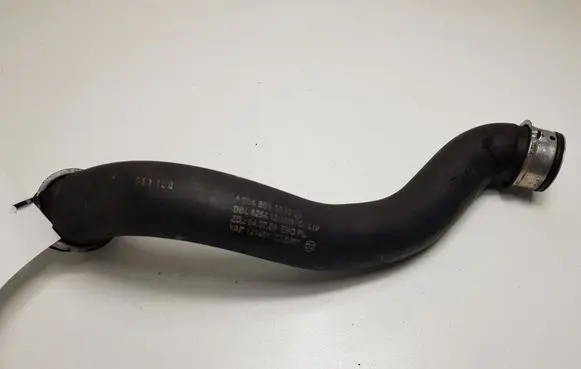 Mercedes-Benz E AMG W212 Engine coolant pipe/hose A2045011582