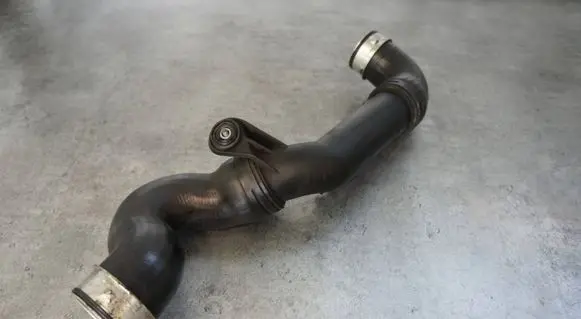 Volkswagen Golf V Intercooler hose/pipe 3C0145770B