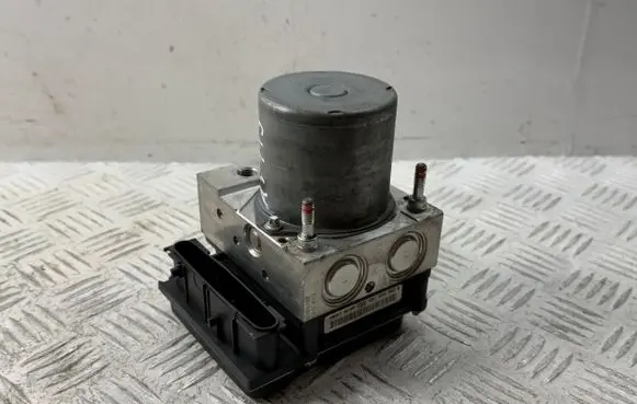 Toyota Avensis T270 ABS Pump 4405005130 0265950749
