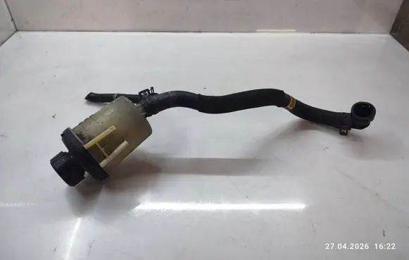 Volvo XC60 Power steering fluid tank/reservoir 31302576