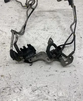 Peugeot 3008 I Turbo solenoid valve 9688124580