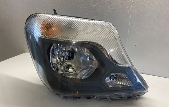 Mercedes-Benz Sprinter W906 Headlight/headlamp A9068202461 1ED01103002 110300200022234AC