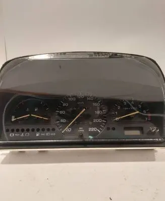 Seat Toledo I (1L) Speedometer (instrument cluster) 81117648