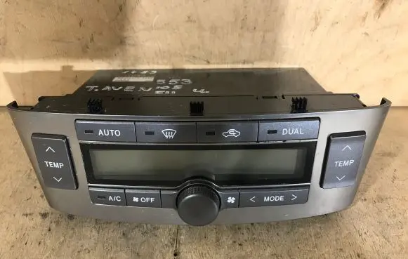 Toyota Avensis T250 Climate control unit 5590005200 MB1465703620 5590205050G