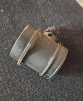 Volvo S60 Mass air flow meter 8670112 0280218108