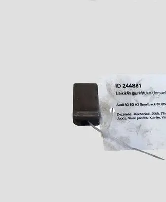 Audi A3 S3 A3 Sportback 8P Fuel Injector clamp holder