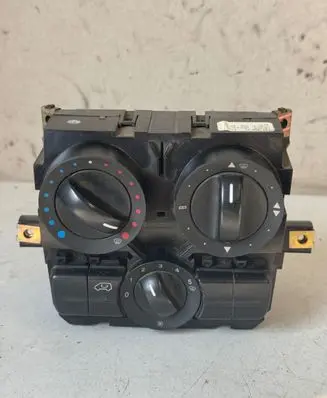 Mercedes-Benz Vito Viano W639 Climate control unit A6398301185 5HB00851100 ZGS006