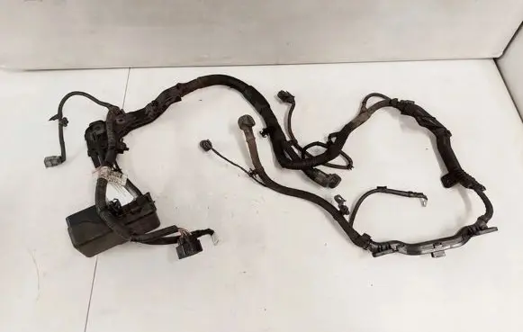 Hyundai i40 Positive cable (battery) 91851-3Z060