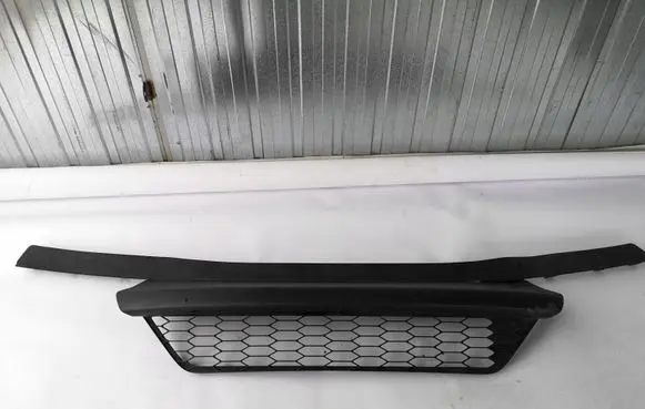 Honda Jazz Front bumper lower grill 71102TARGO