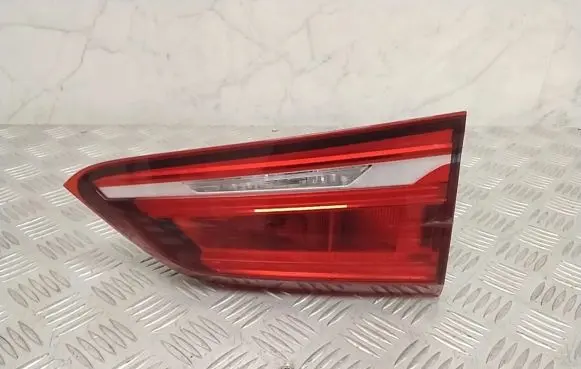 BMW X1 F48 F49 Tailgate rear/tail lights 7350698
