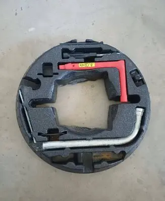 Audi A5 Tool set 8W0012109E