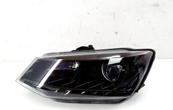 Skoda Fabia Mk3 (NJ) Headlight/headlamp 6V2941015B