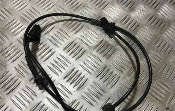 Nissan Micra ABS brake wheel speed sensor 0285007537