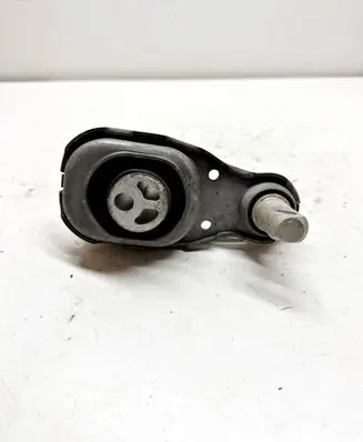 Mercedes-Benz CLA C118 X118 Engine mount bracket A2472400600