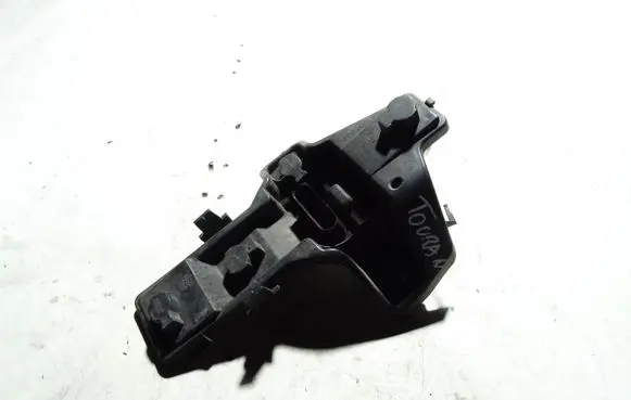 Volkswagen Touran I Tail light bulb cover holder 1T0945258A