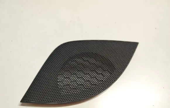 Side speaker trim/cover