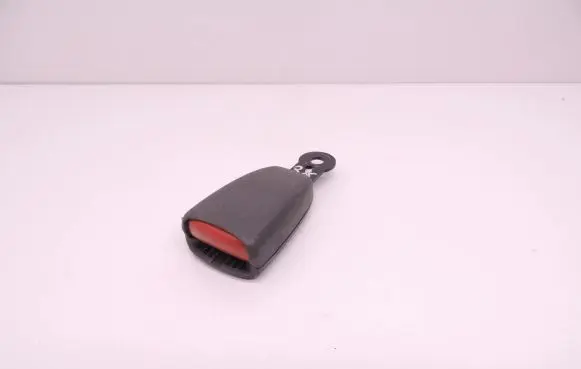 Volvo XC90 Rear seatbelt buckle D38