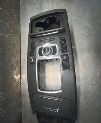 Audi A6 S6 C6 4F Center console 4F1864261 T0021886 P0103820