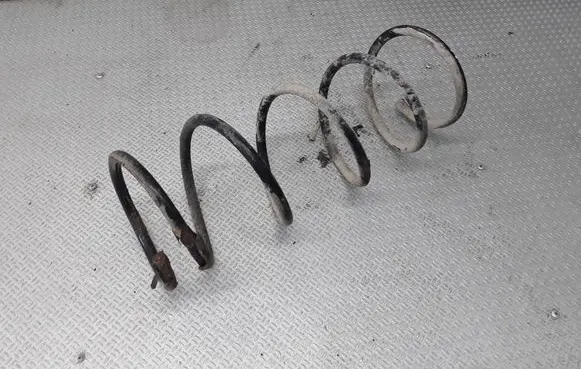 Toyota Avensis T220 Front coil spring