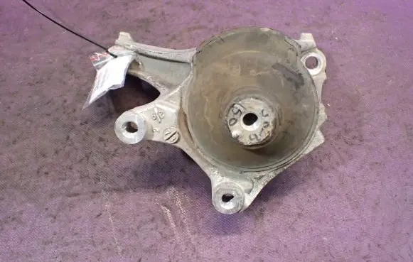 Honda Civic Engine mount vacuum valve 