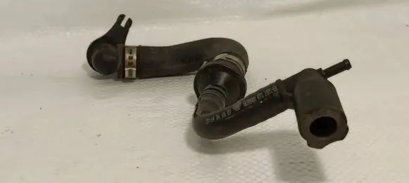 Volkswagen PASSAT B6 Vacuum line/pipe/hose 1K0612041FB