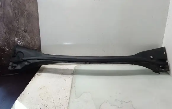 Renault Modus Wiper trim 8200213680
