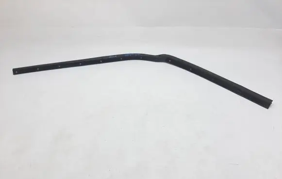 Iveco Daily 6th gen Rubber seal loading door 05801555859