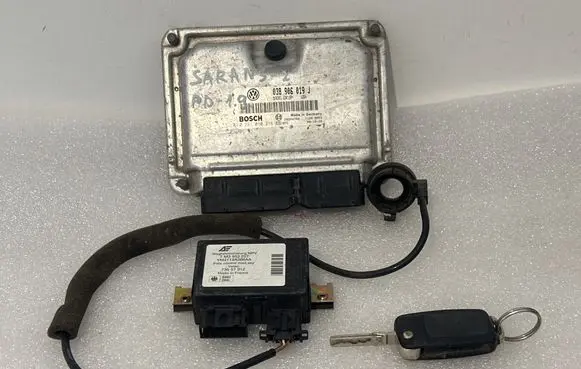 Volkswagen Sharan Engine control unit/module 038906019J 7M3953254 7M3953257