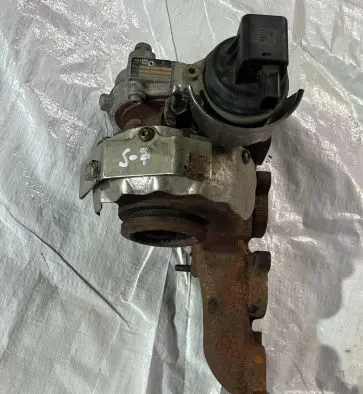 Skoda Fabia Mk2 (5J) Turbo 54401017767A 03L253056D