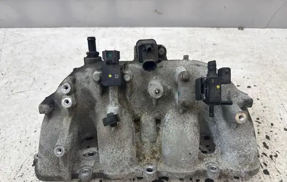 Opel Insignia A Intake manifold 12589439
