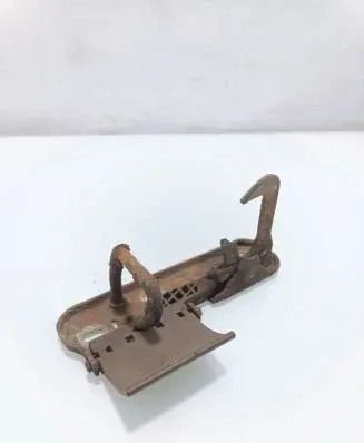 Volkswagen PASSAT B7 Engine bonnet/hood lock/latch loop/hook 3AA823480