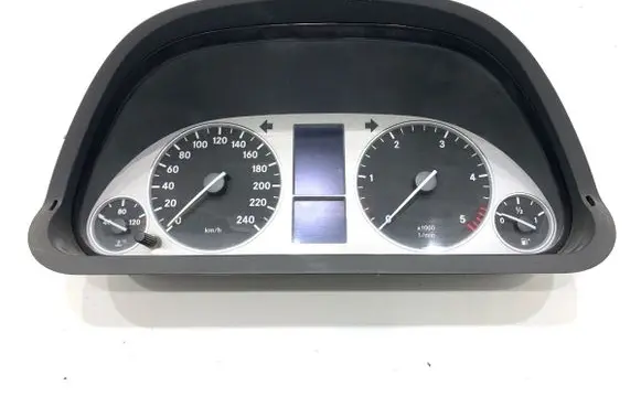 Mercedes-Benz B W245 Speedometer (instrument cluster) A1695404548