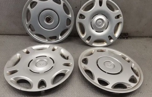 BMW 3 E36 R16 wheel hub/cap/trim 36131094158